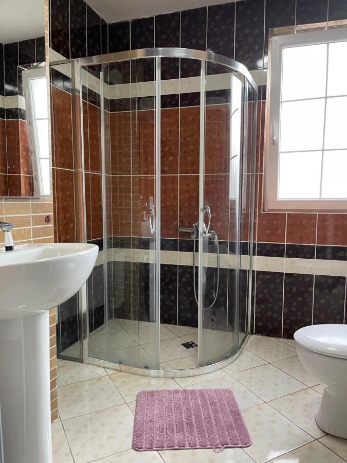 Hotel Internacional Gym & Spa Fushe-Arrez Екстер'єр фото